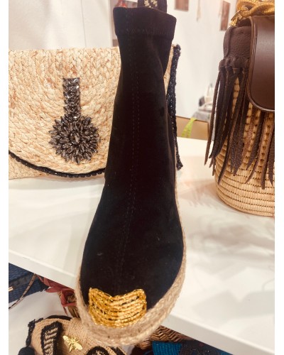 Espardenya  Intenzione