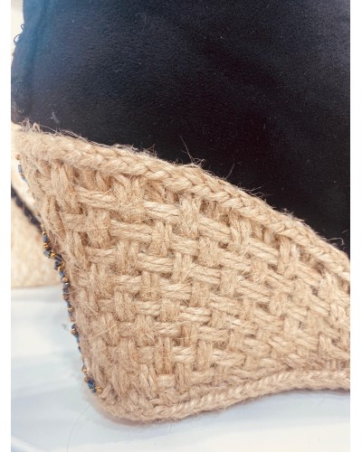 Espardenya  Intenzione