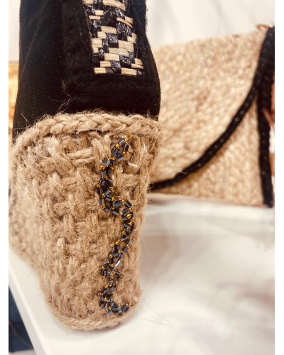 Espardenya  Intenzione